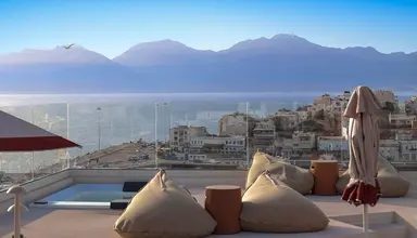 Mistral Bay