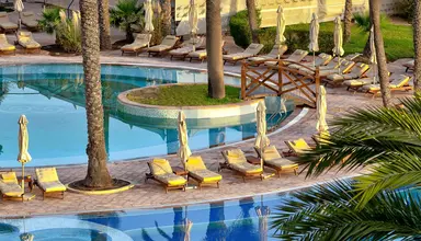 Mövenpick Resort & Marine Spa
