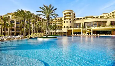 Mövenpick Resort & Marine Spa