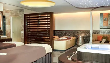 Mövenpick Resort & Marine Spa