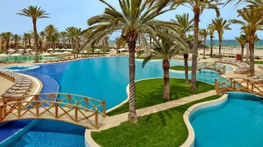 Mövenpick Resort & Marine Spa