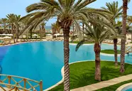Mövenpick Resort & Marine Spa