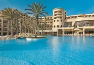 Mövenpick Resort & Marine Spa
