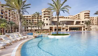 Mövenpick Resort & Marine Spa