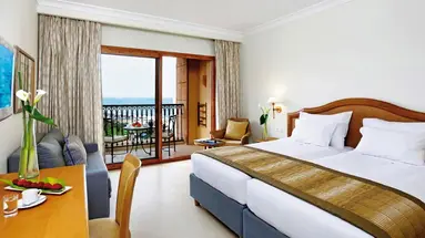 Mövenpick Resort & Marine Spa