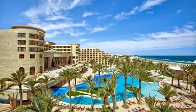 Mövenpick Resort & Marine Spa