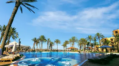 Mövenpick Resort & Marine Spa
