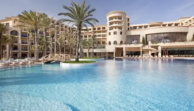 Mövenpick Resort & Marine Spa
