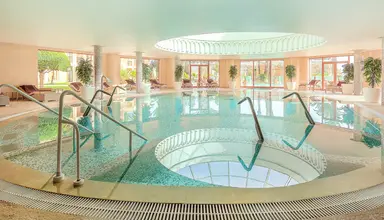 Mövenpick Resort & Marine Spa