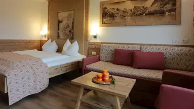 Molaris Lodges