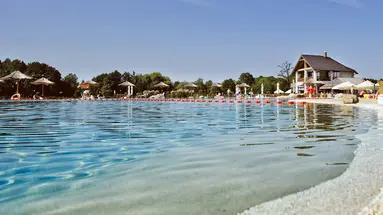 Molo Resort