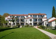 Molum Hotel & Residences