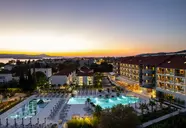 Molum Hotel & Residences