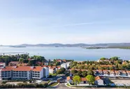 Molum Hotel & Residences