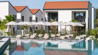 Molum Hotel & Residences
