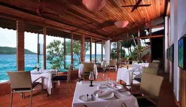 Mom Tri's Villa Royale