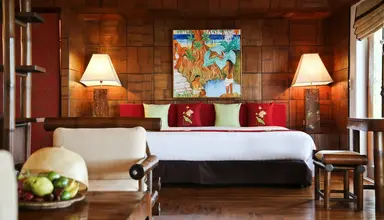 Mom Tri's Villa Royale