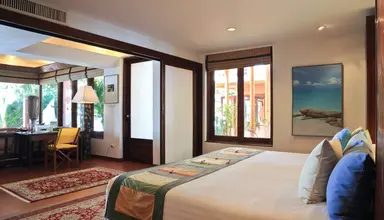 Mom Tri's Villa Royale