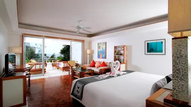 Mom Tri's Villa Royale