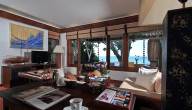 Mom Tri's Villa Royale
