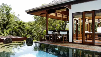 Mom Tri's Villa Royale