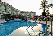 Monachus Hotel & Spa