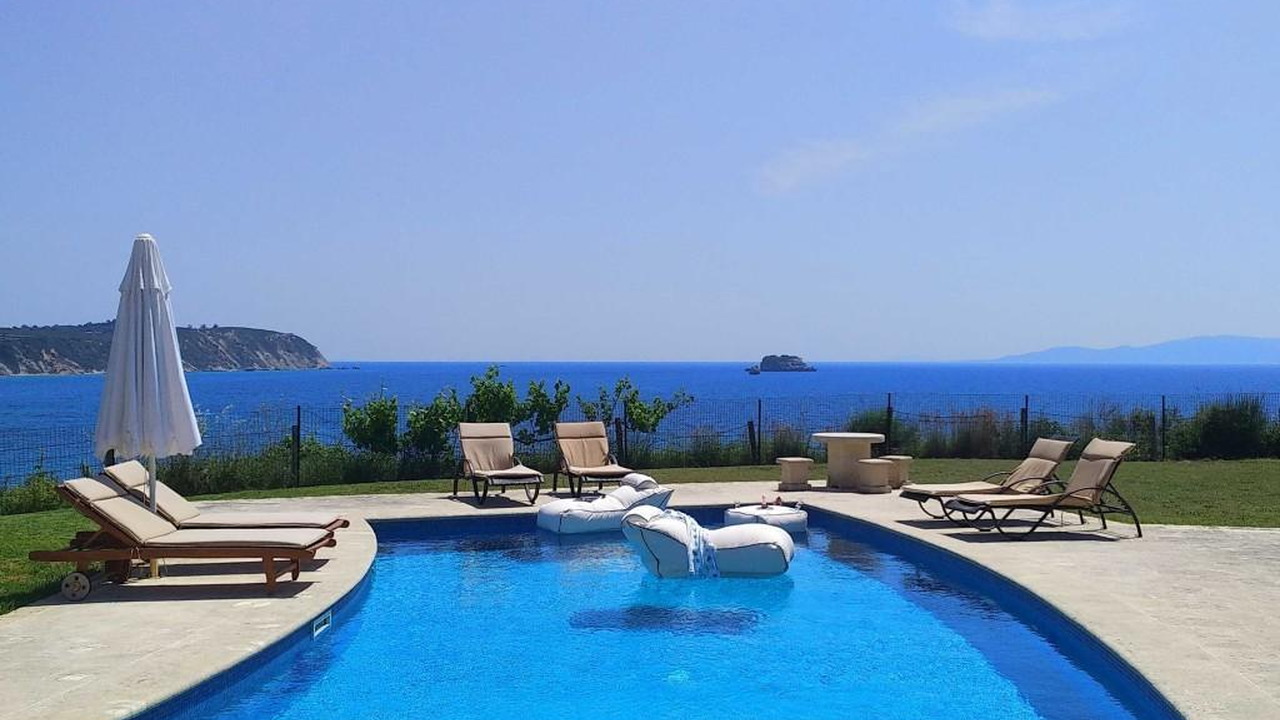 Monambeles Villas