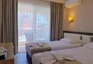 Moni Hotel