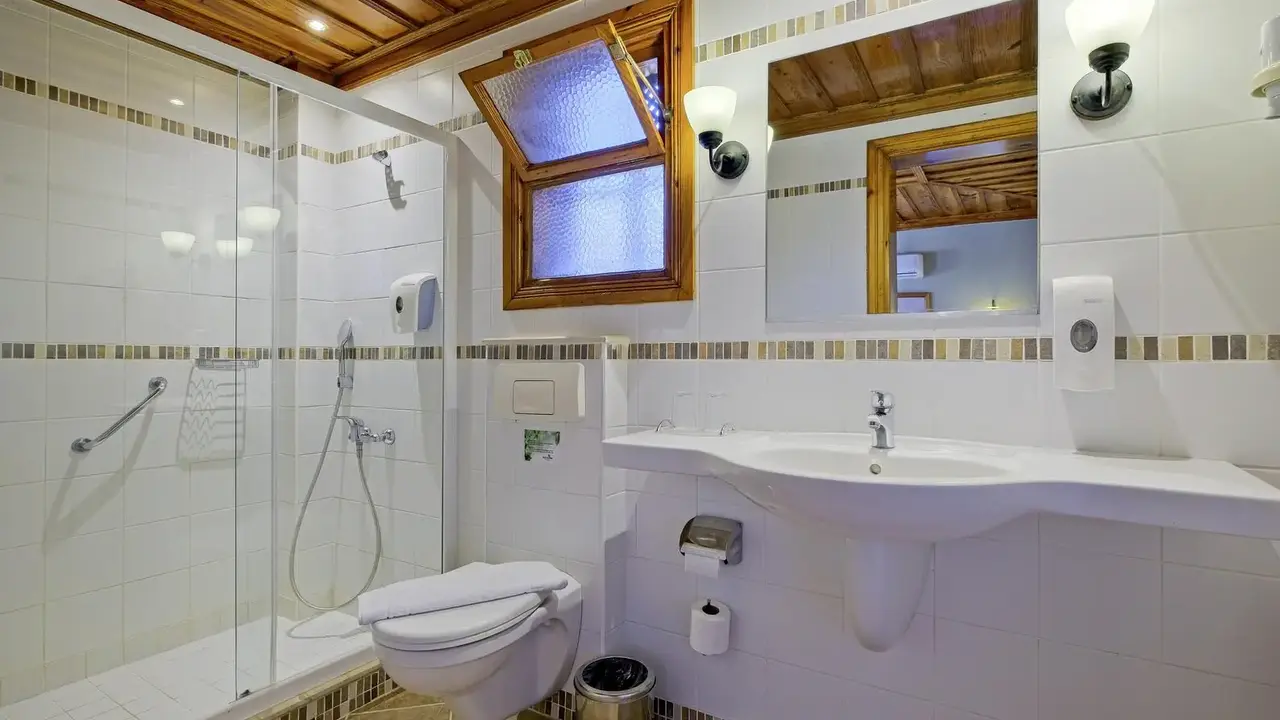 Montana Pine Resort