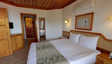 Montana Pine Resort