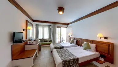 Montana Pine Resort