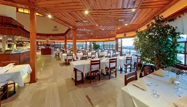 Montana Pine Resort