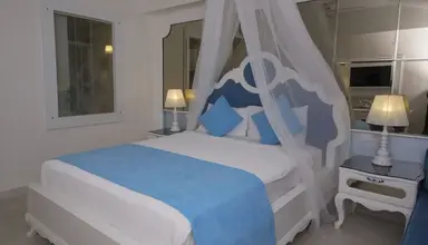 Montebello Deluxe