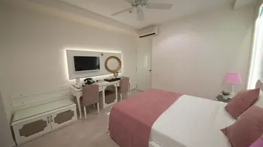 Montebello Deluxe