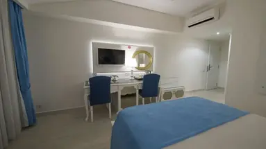 Montebello Deluxe