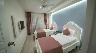 Montebello Deluxe