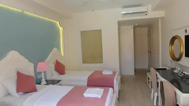 Montebello Deluxe