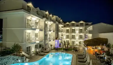Montebello Deluxe