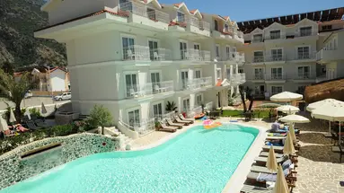 Montebello Deluxe