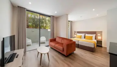 Monumental Plaza by Petit Hotels