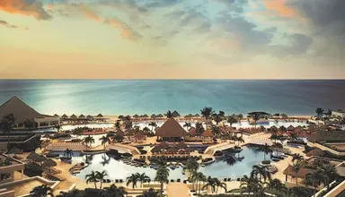 Moon Palace (Cancun)