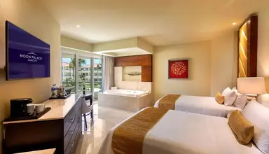 Moon Palace (Cancun)