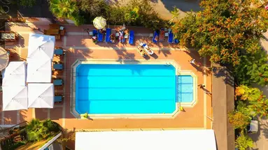 More (Kemer)