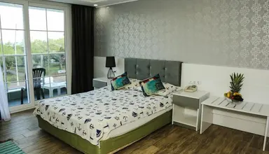 More (Kemer)