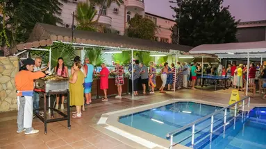 More (Kemer)