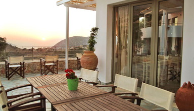 Moutzanakis Residence (Achlada)