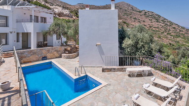 Moutzanakis Residence (Achlada)