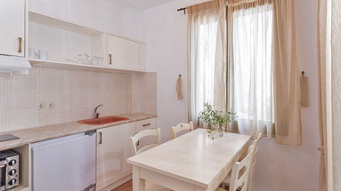 Moutzanakis Residence (Achlada)