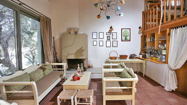 Moutzanakis Residence (Achlada)