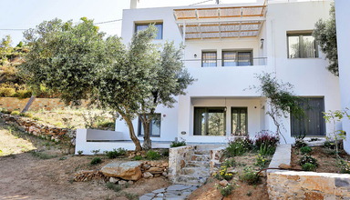 Moutzanakis Residence (Achlada)